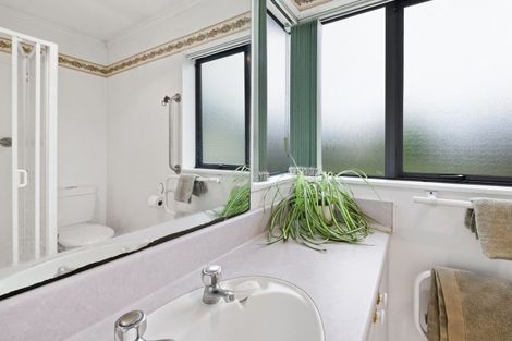 Photo of property in 9 Ashmore Place, Fairy Springs, Rotorua, 3015