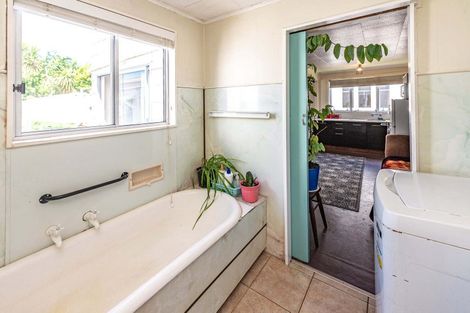 Photo of property in 23 Pitt Street, Whanganui, 4500