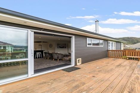 Photo of property in 21a Rimu Street, Naenae, Lower Hutt, 5011