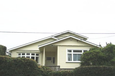Photo of property in 94 Ranui Crescent, Khandallah, Wellington, 6035