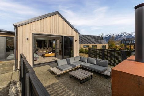 Photo of property in 7 Kerrera Lane, Jacks Point, Queenstown, 9371