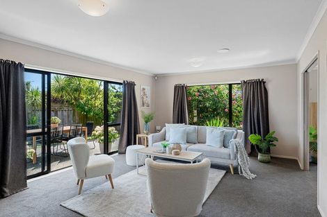 Photo of property in 130 Weggery Drive, Waikanae Beach, Waikanae, 5036