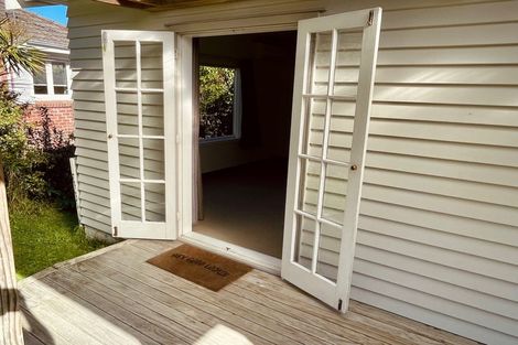 Photo of property in 79 Kaurilands Road, Titirangi, Auckland, 0604