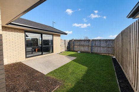 Photo of property in 1 Robalan Close, Halswell, Christchurch, 8025