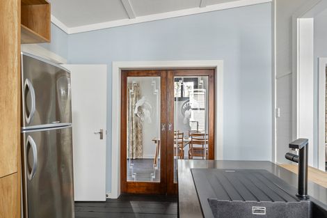 Photo of property in 41 Albert Street, Masterton, 5810