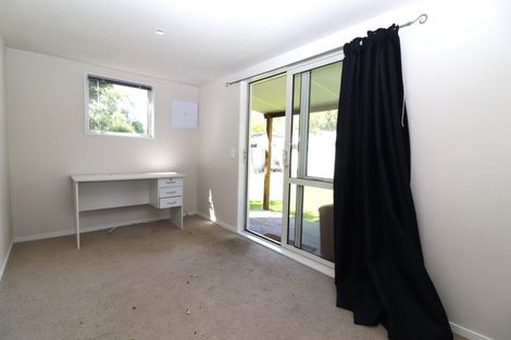 Photo of property in 38 Barnes Road, Redwood, Christchurch, 8051