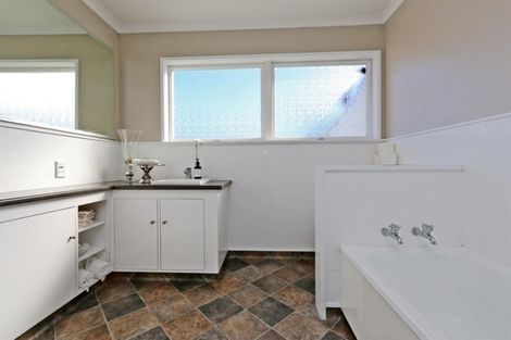 Photo of property in 704 Rainbow Avenue, Parkvale, Hastings, 4122