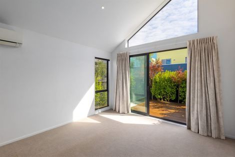 Photo of property in 9/90 Edgeware Road, St Albans, Christchurch, 8014