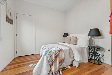 Photo of property in 11 Himikera Avenue, Avondale, Auckland, 1026