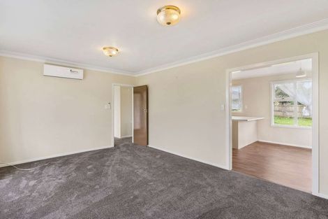 Photo of property in 26 Ray Small Drive, Papakura, 2110