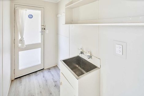 Photo of property in 130 Sievers Grove, Cannons Creek, Porirua, 5024