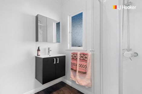 Photo of property in 4 Hawthorn Avenue, Mornington, Dunedin, 9011