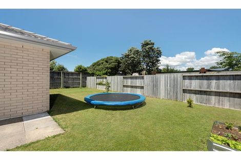 Photo of property in 6 Harakeke Way, Papamoa Beach, Te Puke, 3187