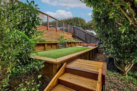 Photo of property in 10 Raroa Road, Kelburn, Wellington, 6012