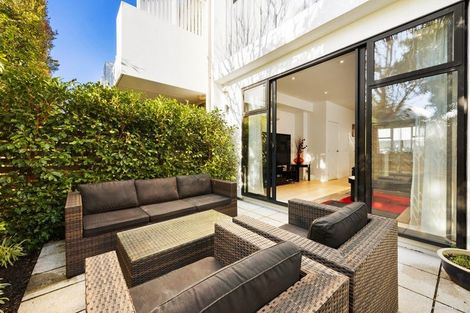 Photo of property in 4/445 Hibiscus Coast Highway, Orewa, 0931