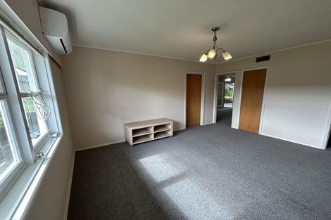 Photo of property in 220 Te Atatu Road, Te Atatu South, Auckland, 0610