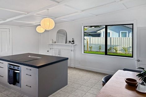 Photo of property in 126b Napier Road, Havelock North, 4130