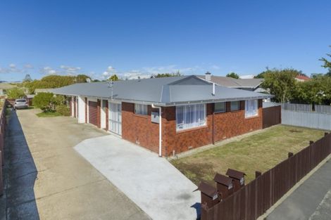 Photo of property in 70a Featherston Street, Takaro, Palmerston North, 4412