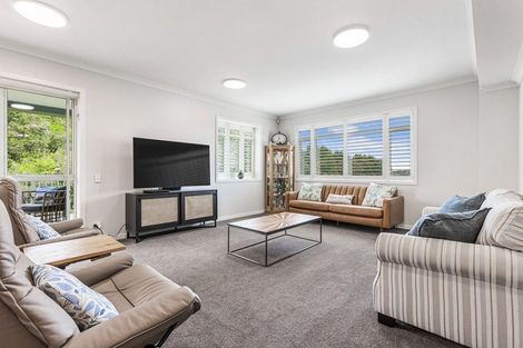 Photo of property in 74 Eaves Bush Parade, Orewa, 0931