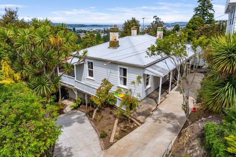 Photo of property in 100 Gladstone Road, Dalmore, Dunedin, 9010