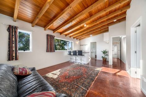 Photo of property in 46a Farquhar Road, Glendene, Auckland, 0602