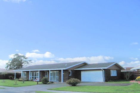 Photo of property in 22 Hibiscus Avenue, Mount Maunganui, 3116