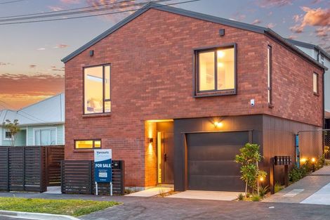 Photo of property in 1/14 Lonsdale Street, New Brighton, Christchurch, 8083