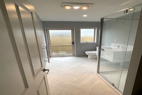 Photo of property in 60 Holmes Road, Manurewa, Auckland, 2102