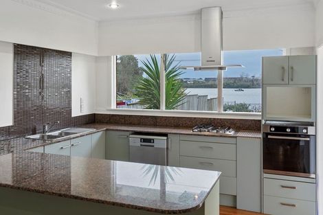 Photo of property in 41 Millen Avenue, Pakuranga, Auckland, 2010