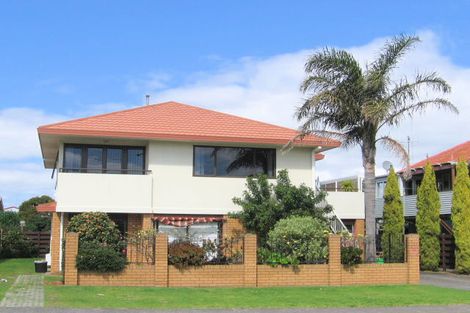 Photo of property in 1 Sutherland Avenue, Mount Maunganui, 3116