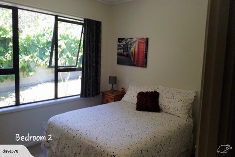 Photo of property in 4 Seaview Road, Cable Bay, 0420