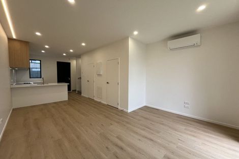 Photo of property in 7/131 Lancaster Road, Beach Haven, Auckland, 0626