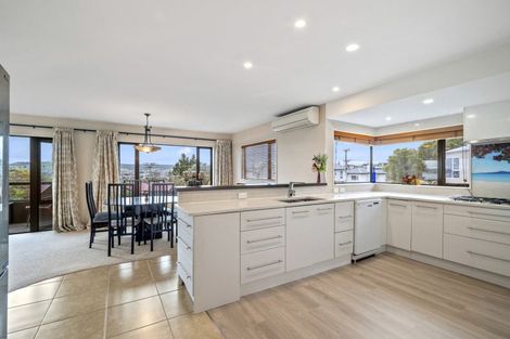 Photo of property in 35 Taharepa Road, Hilltop, Taupo, 3330