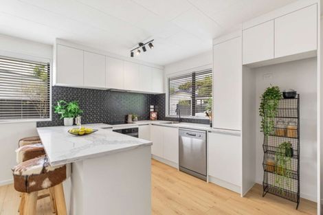 Photo of property in 1/63a Colwill Road, Massey, Auckland, 0614