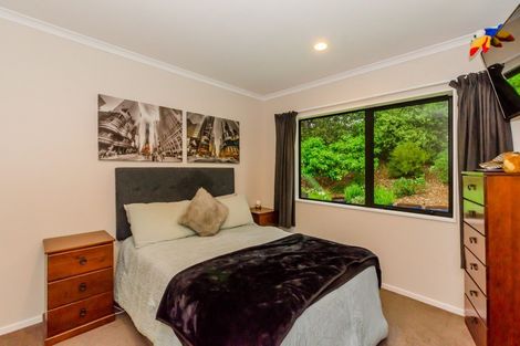 Photo of property in 16 Bluewater Place, Paraparaumu, 5032
