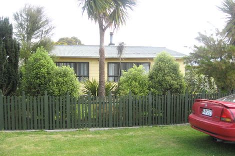 Photo of property in 6 James Avenue, Leithfield, 7481