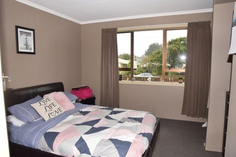 Photo of property in 33a Holloway Street, Waikiwi, Invercargill, 9810