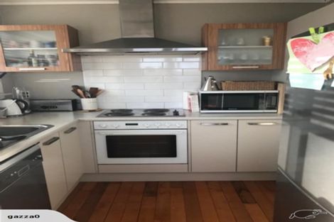 Photo of property in 6/34 Kitchener Road, Milford, Auckland, 0620