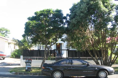 Photo of property in 4 Colonel Nixon Street, Onehunga, Auckland, 1061