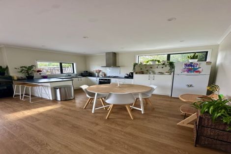 Photo of property in 392a Cambridge Terrace, Naenae, Lower Hutt, 5011