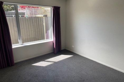 Photo of property in 26 Foresters Crescent, Parklands, Christchurch, 8083
