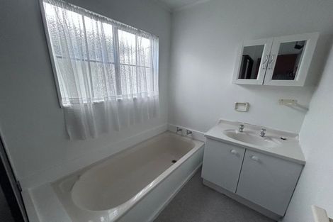 Photo of property in 2/3 Islington Street, Trentham, Upper Hutt, 5018