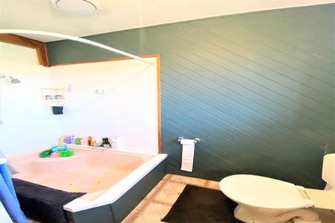 Photo of property in 220 Greers Road, Bryndwr, Christchurch, 8053