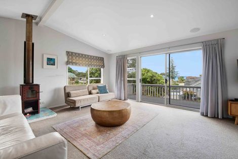 Photo of property in 71 Mckenzie Avenue, Arkles Bay, Whangaparaoa, 0932