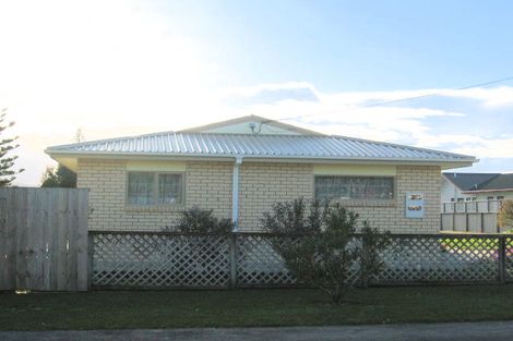 Photo of property in 9 Alamein Avenue, Onerahi, Whangarei, 0110