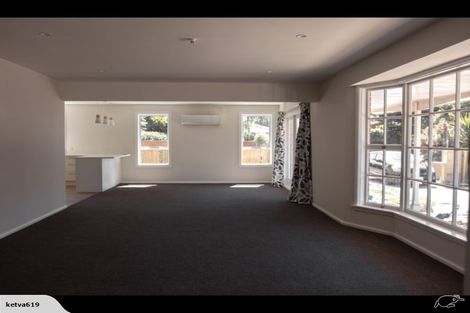 Photo of property in 32 Deepdale Street, Burnside, Christchurch, 8053