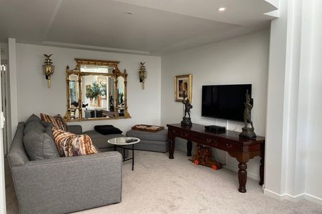Photo of property in The Sands Apartments, 25/47 The Strand, Takapuna, Auckland, 0622