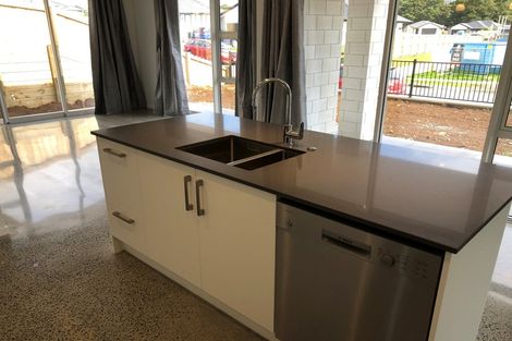 Photo of property in 6 Tanner Place, Te Kamo, Whangarei, 0112