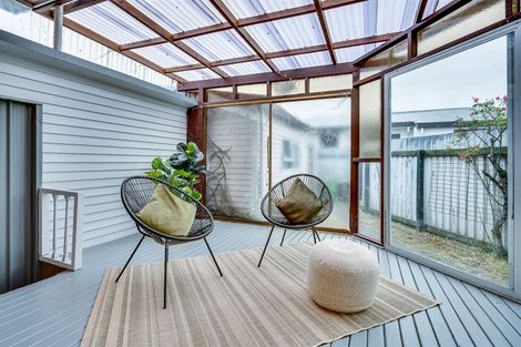 Photo of property in 279 Kennedy Road, Onekawa, Napier, 4110