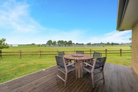 Photo of property in 7 Chadwick Place, Rototuna North, Hamilton, 3210